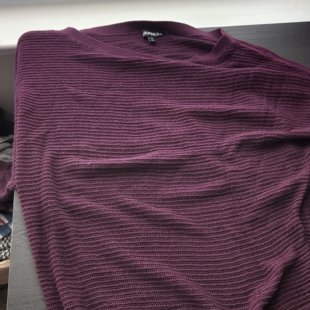 Athletic shirt